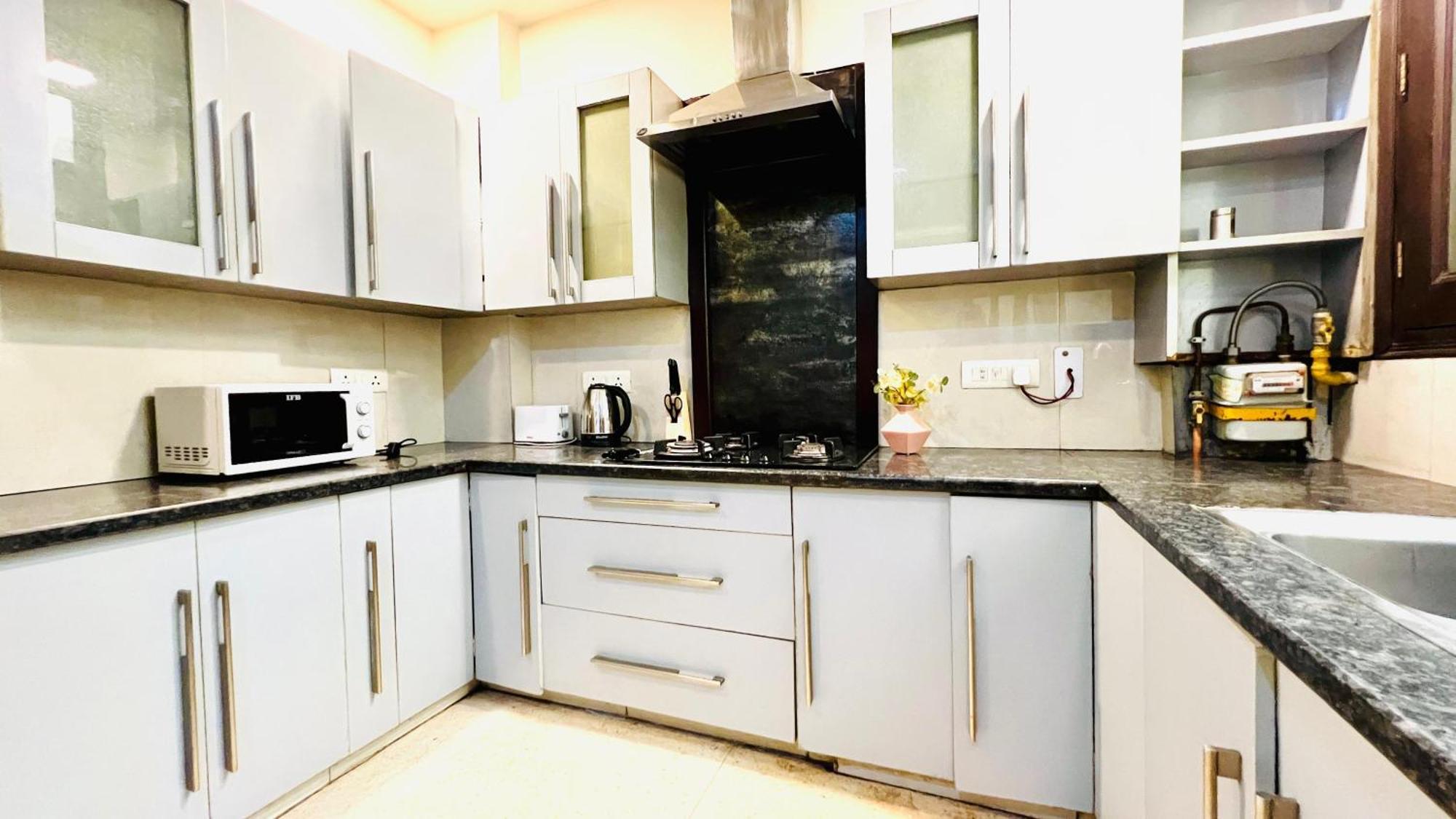 Olive Service Apartments - Greater Kailash New Delhi Luaran gambar